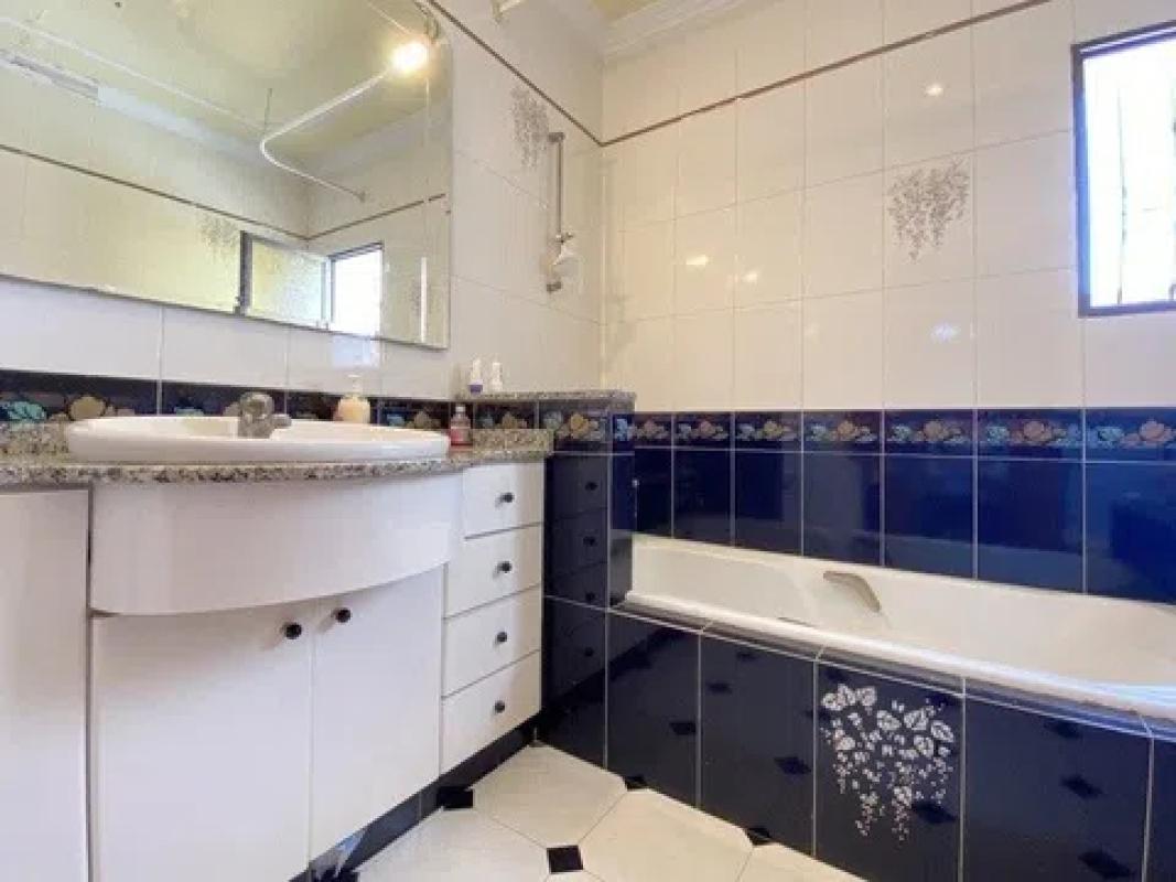 Sale of independent chalet in Centro Urbano, Denia
 photo 3