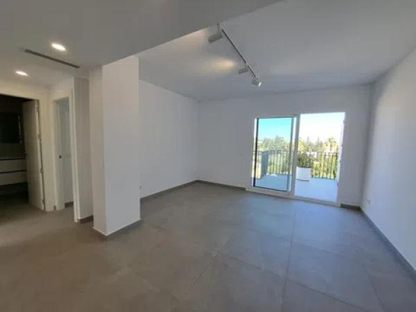 Piso en venta en  Calle Bresquiller, Denia photo 2