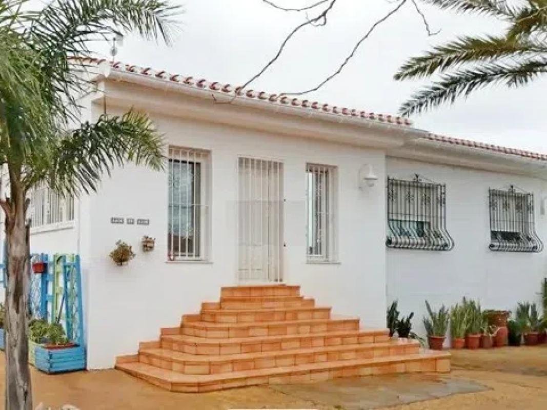 Properties for sale and rent in Spain photo 4