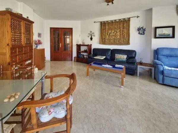 Piso en venta en Avenida del Marquesat, Denia thumbnail 1