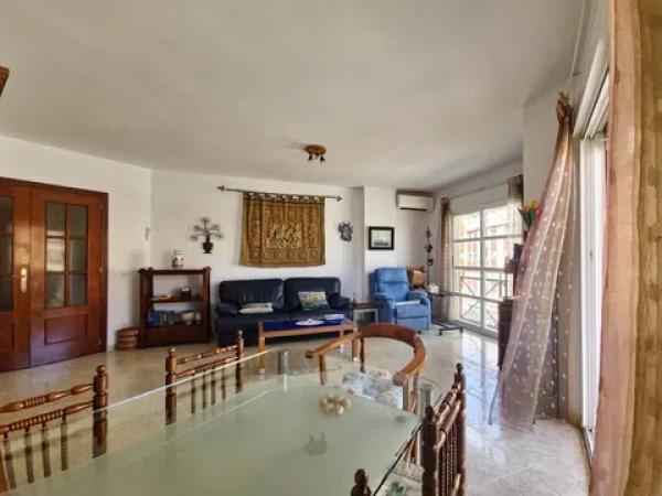 Piso en venta en Avenida del Marquesat, Denia thumbnail 2