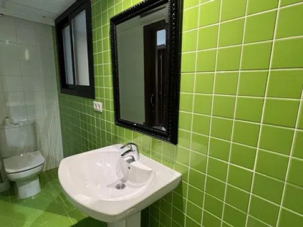 Piso en venta en Avenida Juan Chabás, 3, Denia thumbnail 1