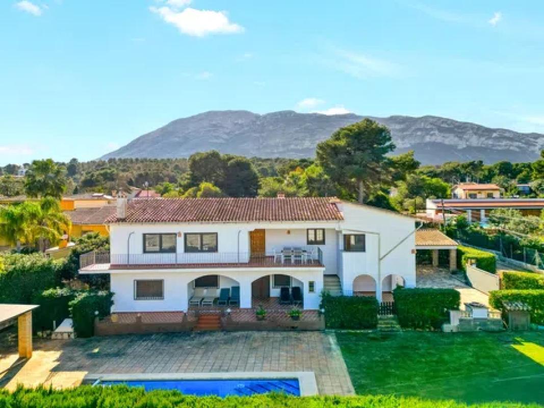 Propiedades en venta y alquiler en España photo 5