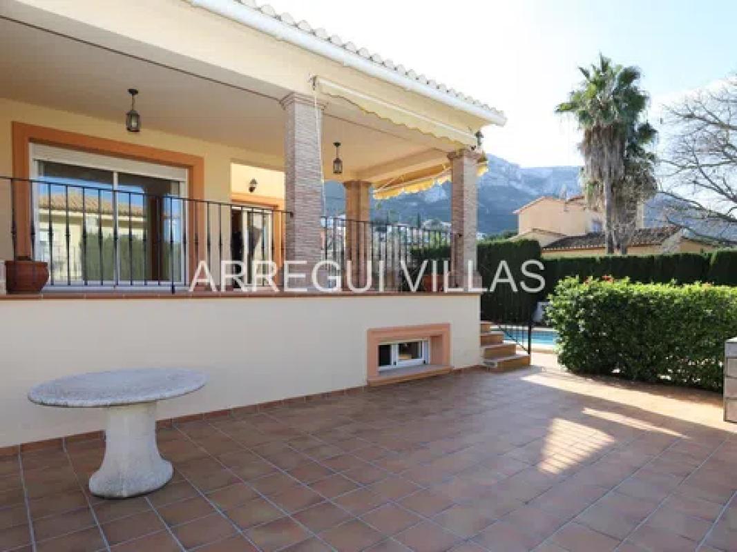 Propiedades en venta y alquiler en España photo 2