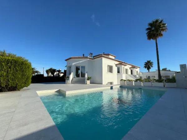 Detached villa for sale in La Pedrera-Vessanes, Denia photo 1