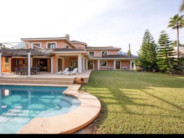 Casa independiente thumbnail 1