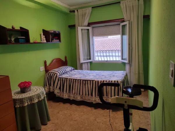 Casa independiente en calle de Gabriel Moreno, 16 thumbnail 1