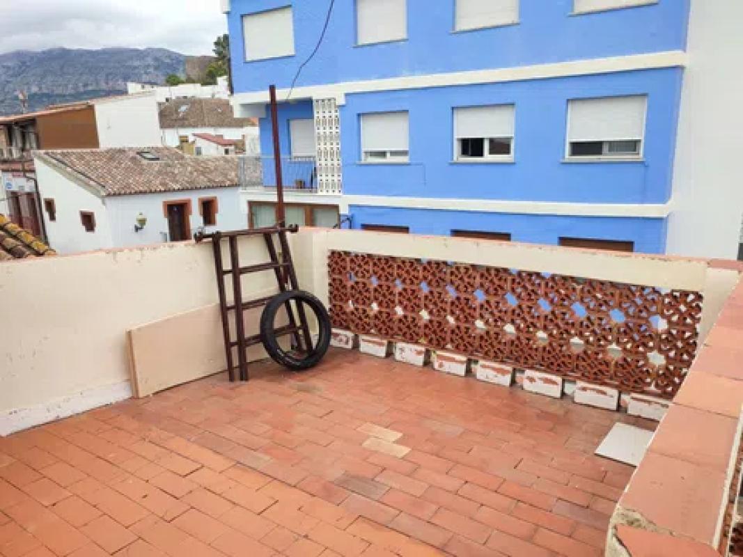 Propiedades en venta y alquiler en España photo 3