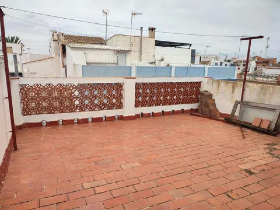 Propiedades en venta y alquiler en España photo 4