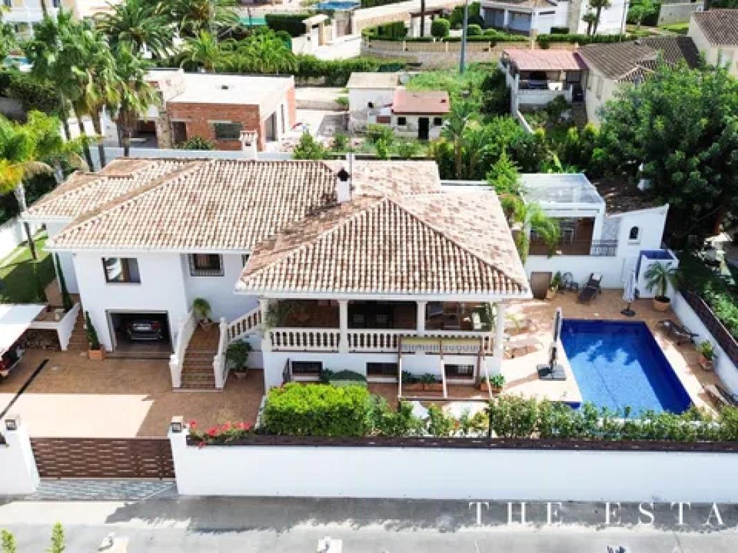 Propiedades en venta y alquiler en España photo 3