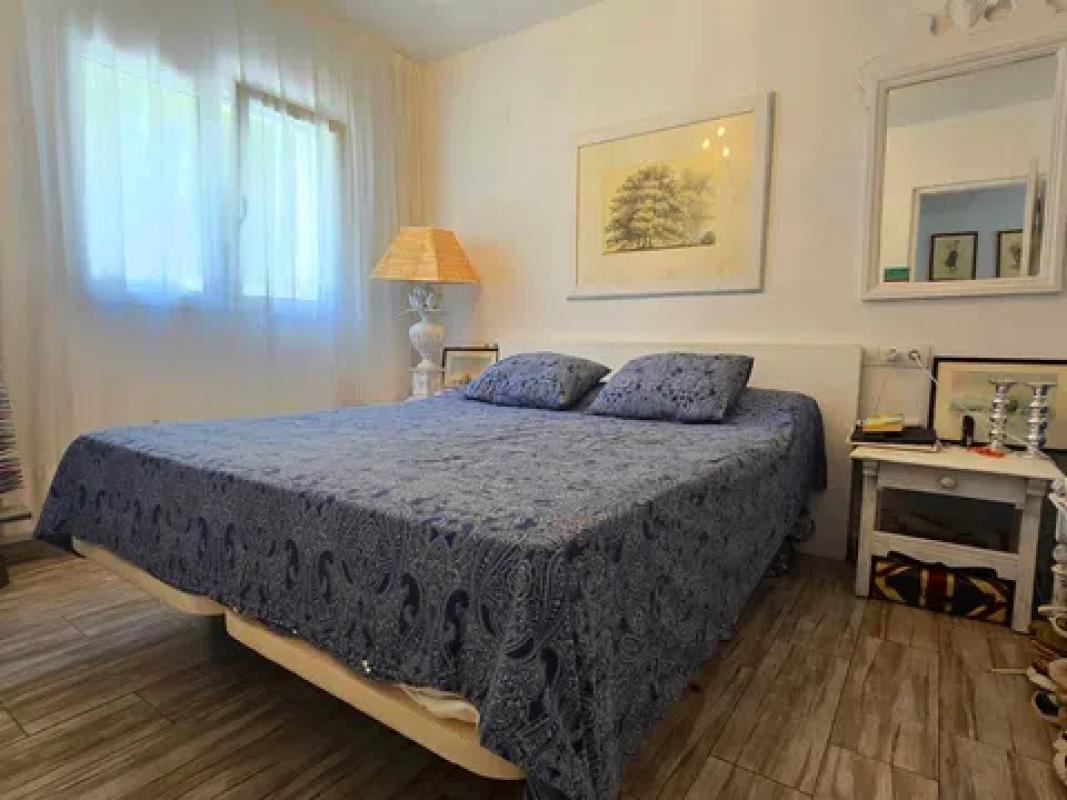 Propiedades en venta y alquiler en España photo 1