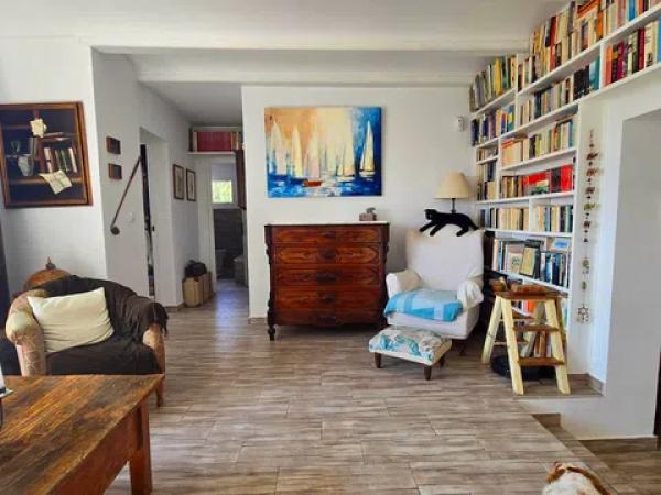 Casa independiente en calle Roure thumbnail 1