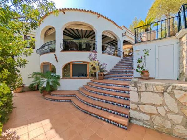 Casa independiente en calle de Saturn, 3 thumbnail 1