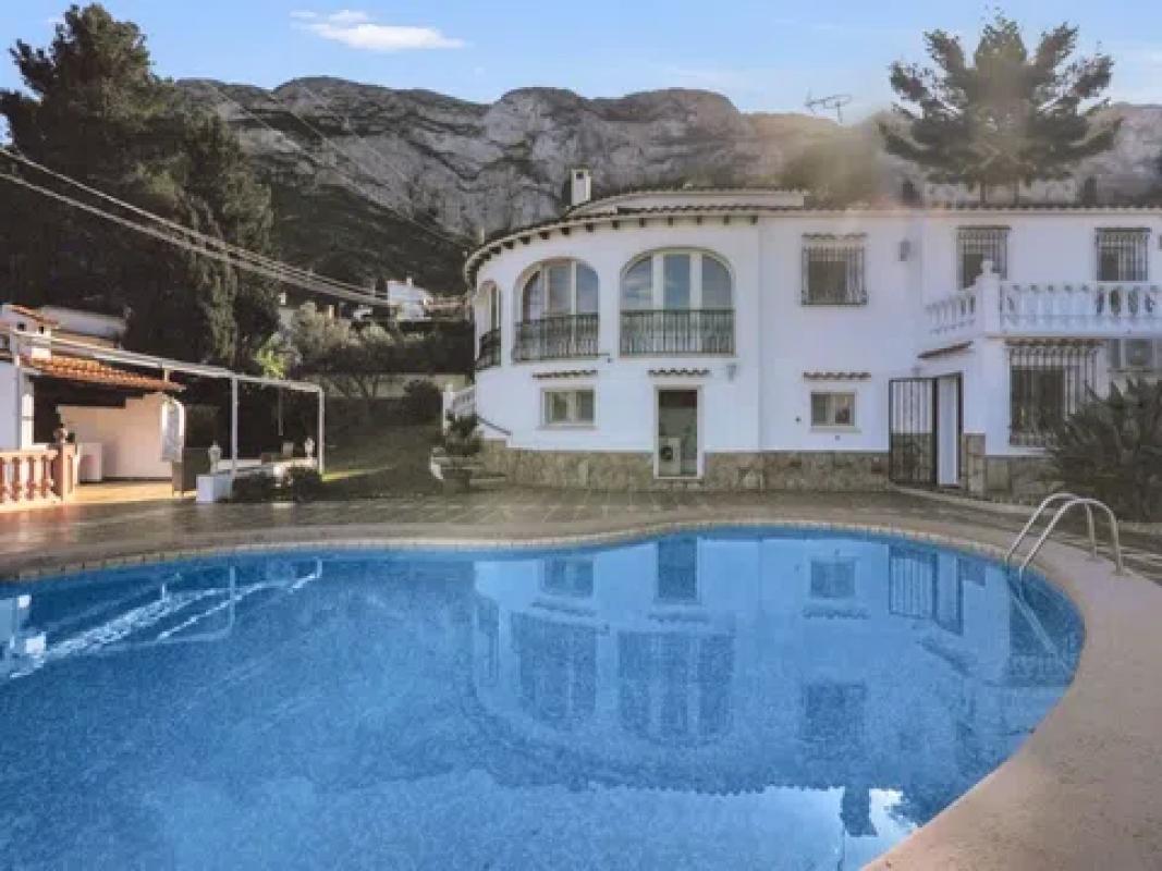 Propiedades en venta y alquiler en España photo 2