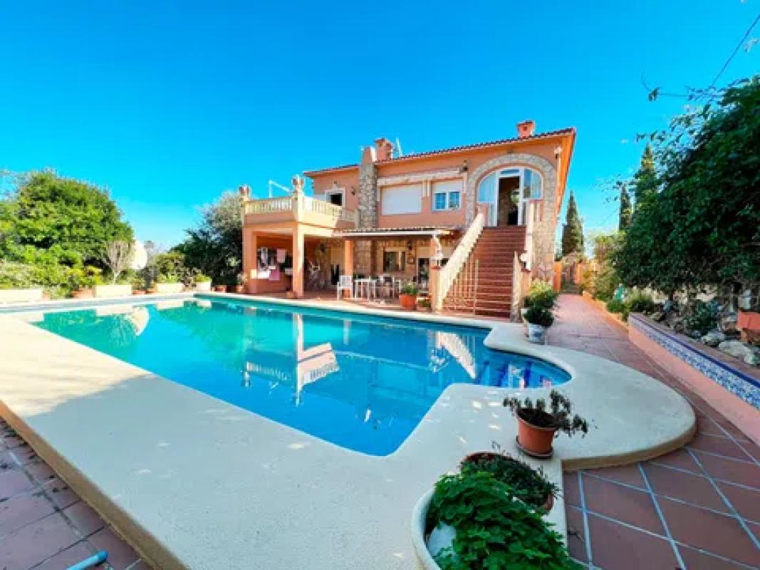 Propiedades en venta y alquiler en España photo 2