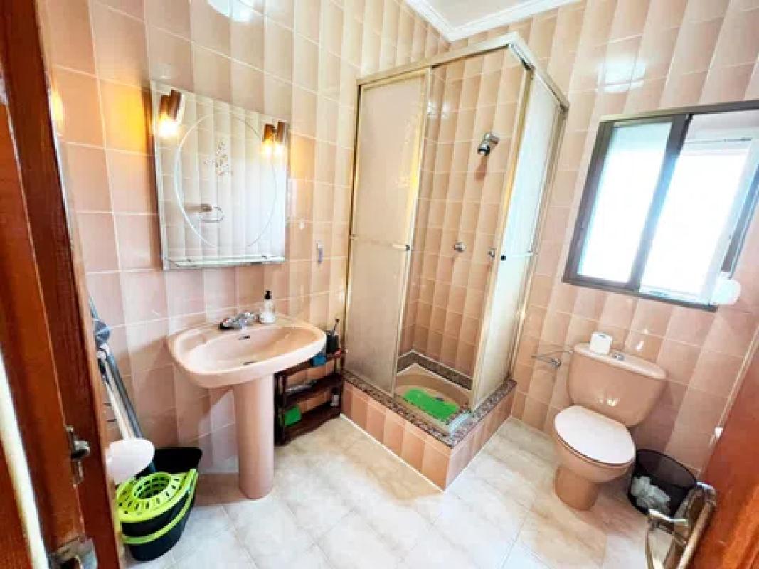 Propiedades en venta y alquiler en España photo 3
