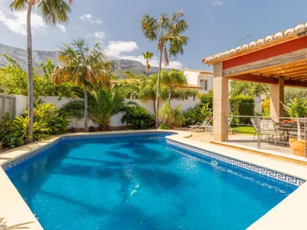 Propiedades en venta y alquiler en España photo 2
