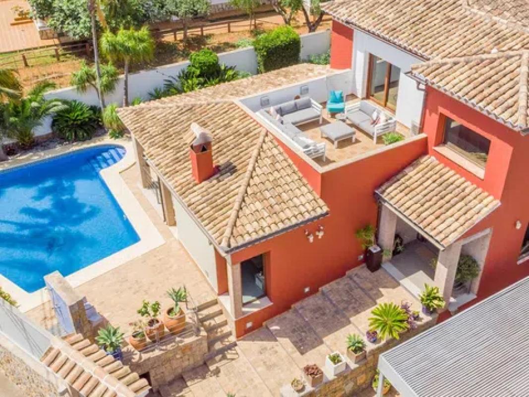 Propiedades en venta y alquiler en España photo 4