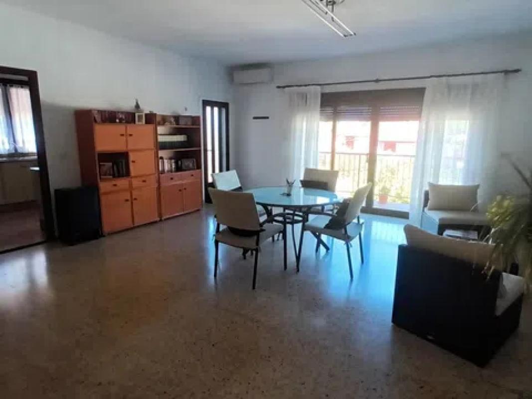 Properties for sale and rent in Spain photo 5