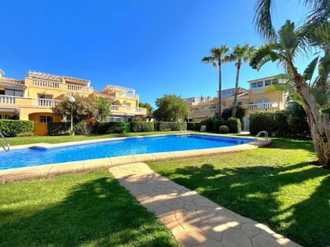 Propiedades en venta y alquiler en España photo 3