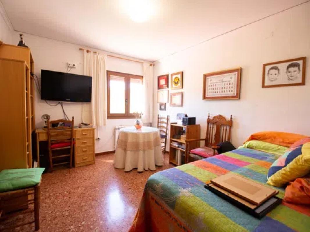 Propiedades en venta y alquiler en España photo 4
