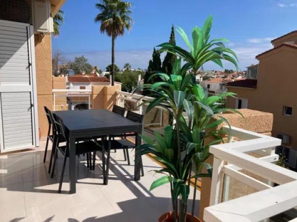 Ático en venta en Barrio Les Bovetes-La Felicidad, Denia photo 1