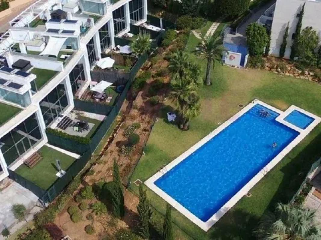 Propiedades en venta y alquiler en España photo 1