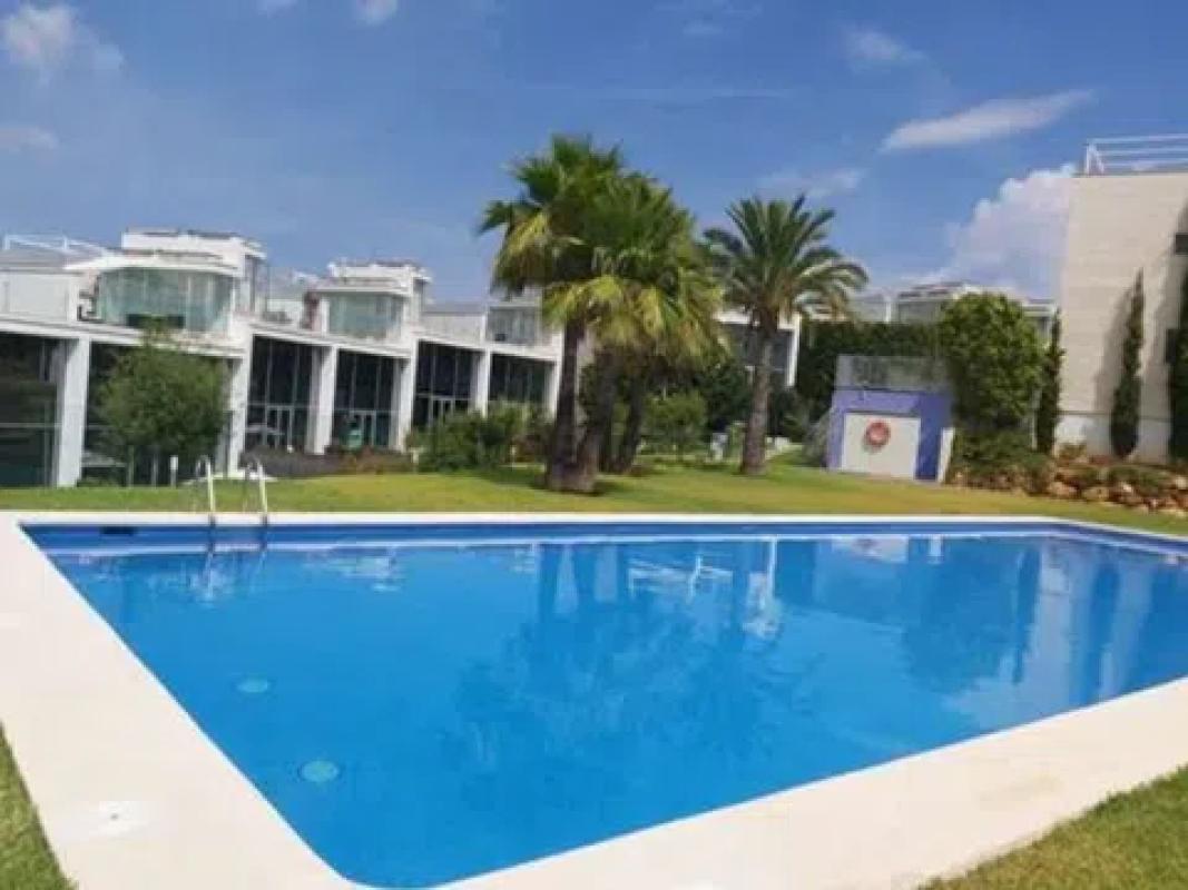 Propiedades en venta y alquiler en España photo 2