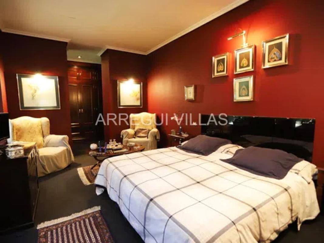 Propiedades en venta y alquiler en España photo 1