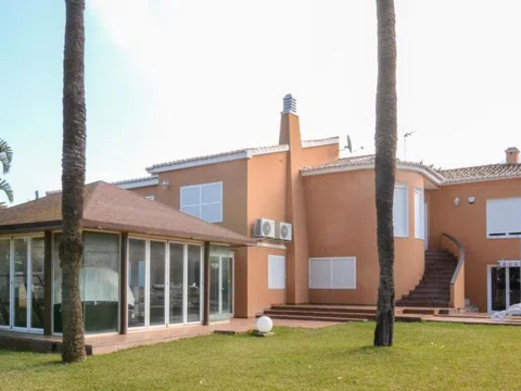 Propiedades en venta y alquiler en España photo 3
