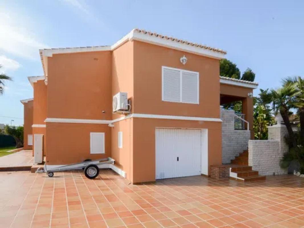 Propiedades en venta y alquiler en España photo 5