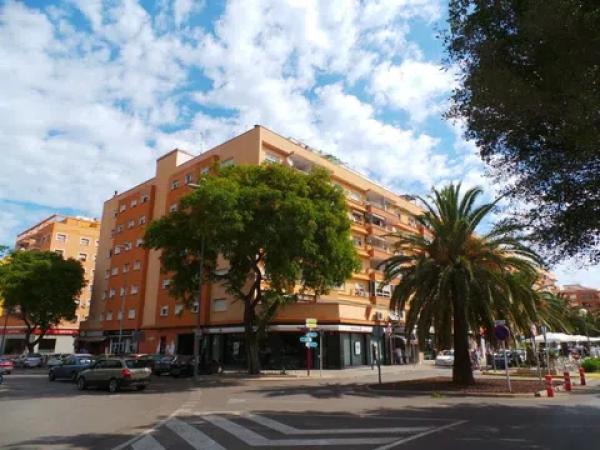 Apartment for sale in  Calle de Patricio Ferrándiz, Denia photo