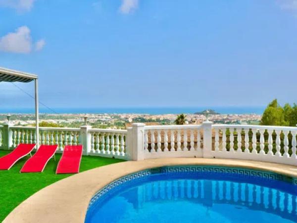 Detached villa for sale in Calle Poliol, Denia thumbnail 1