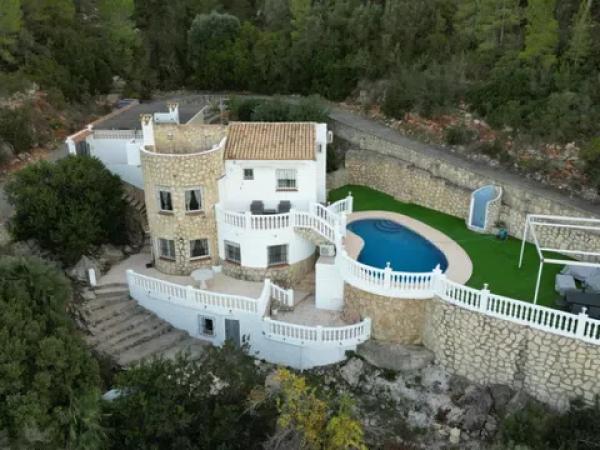 Detached villa for sale in  Calle Poliol, Denia photo 4