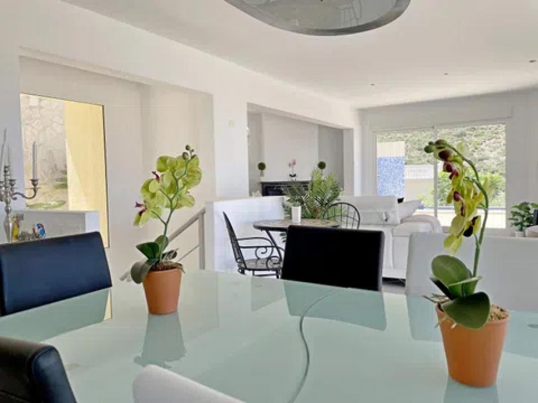 Продажа отдельного шале в Calle Maia, Дения photo 2