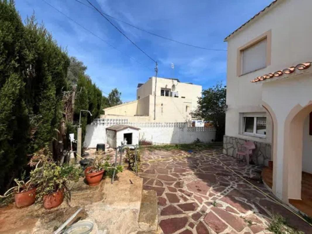 Propiedades en venta y alquiler en España photo 4