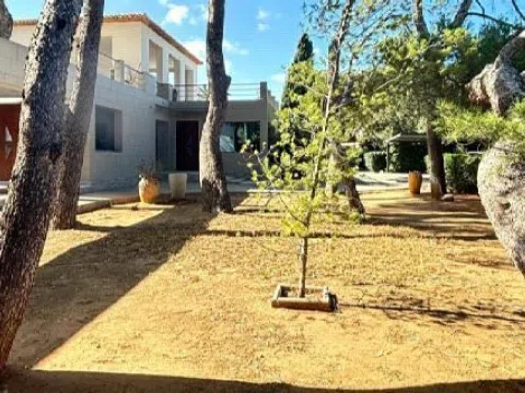 Propiedades en venta y alquiler en España photo 4