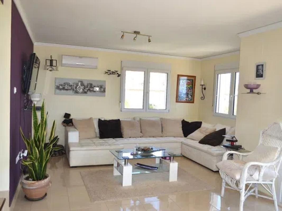 Propiedades en venta y alquiler en España photo 3