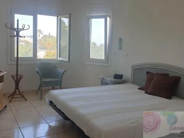 Casa independiente en calle Flor de Llimera, 15 -1 thumbnail 2