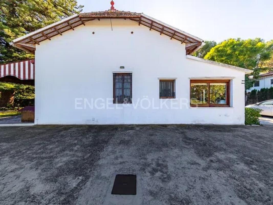 Properties for sale and rent in Spain photo 5