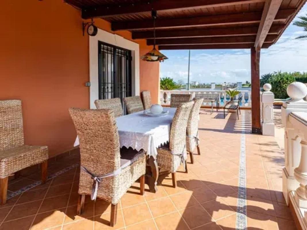 Propiedades en venta y alquiler en España photo 2
