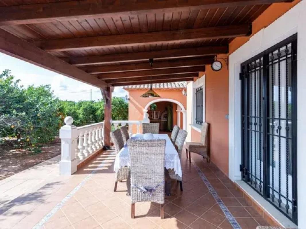 Propiedades en venta y alquiler en España photo 4
