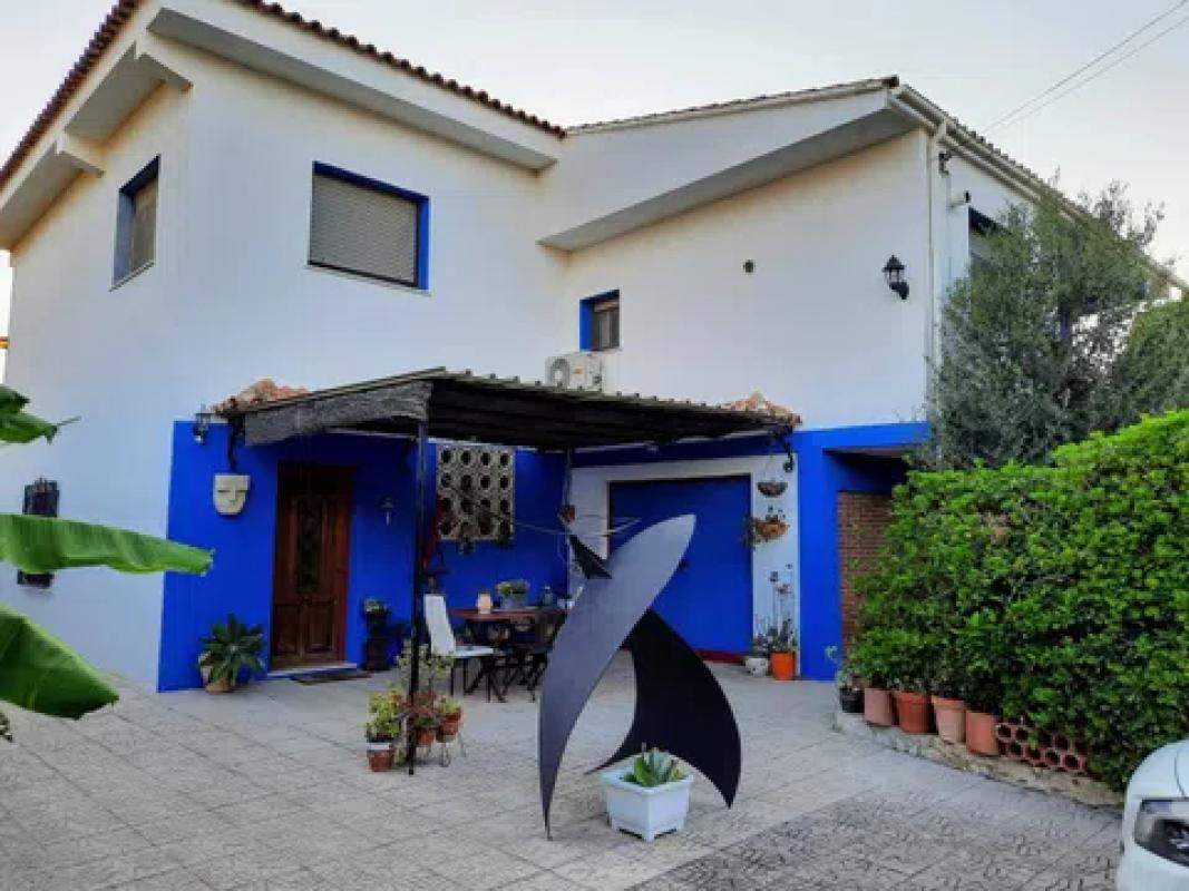 Propiedades en venta y alquiler en España photo 2