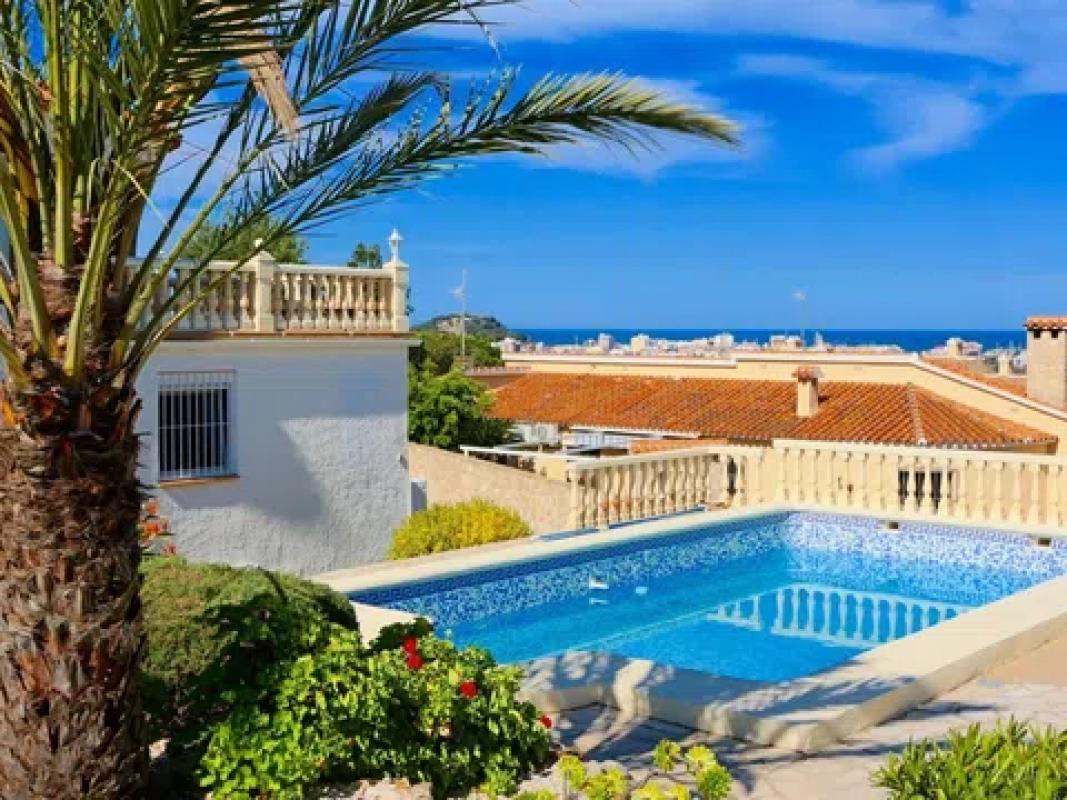 Properties for sale and rent in Spain photo 5