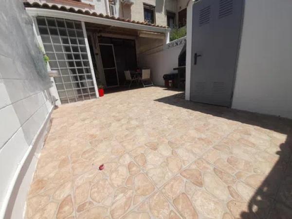 Chalet adosado photo 1