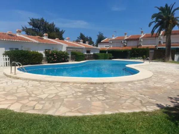 Chalet adosado thumbnail 1