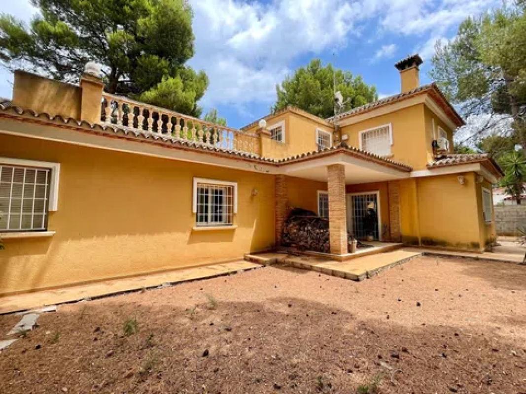 Propiedades en venta y alquiler en España photo 5