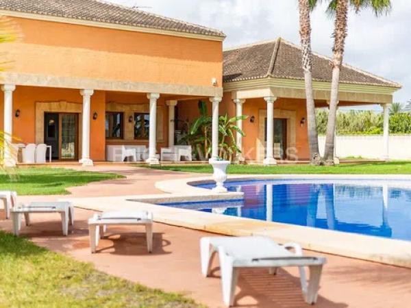 Casa independiente photo 1