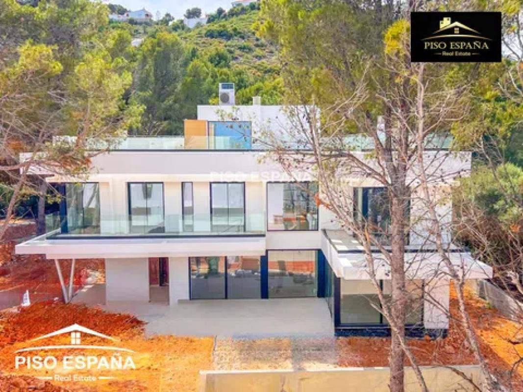 Properties for sale and rent in Spain photo 1