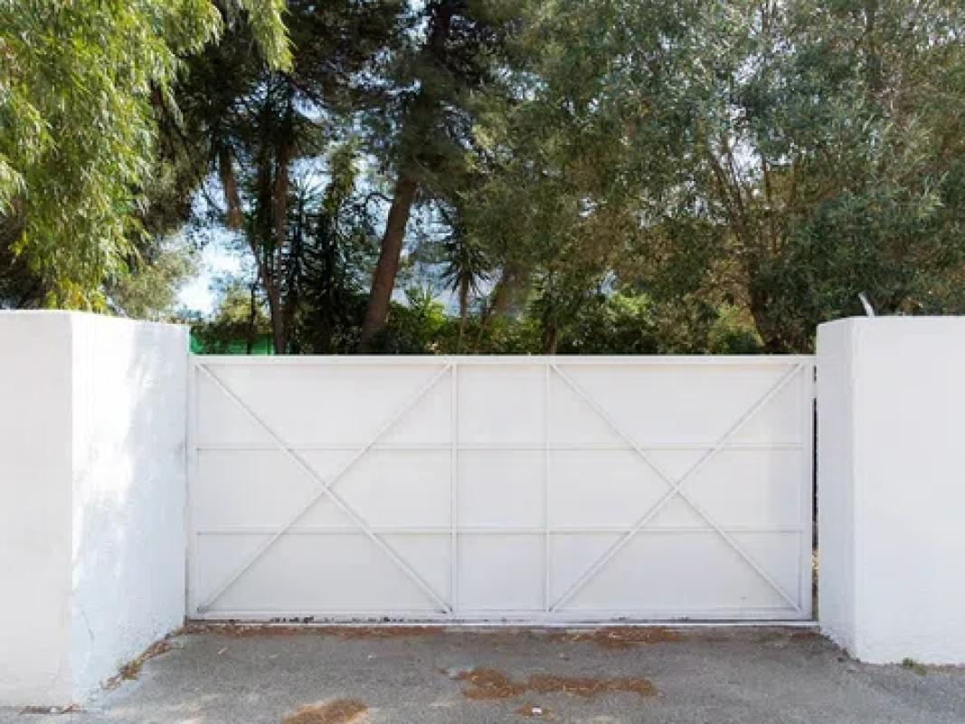 Sale of independent chalet in Les Rotes/Las Rotas, Denia
photo 4